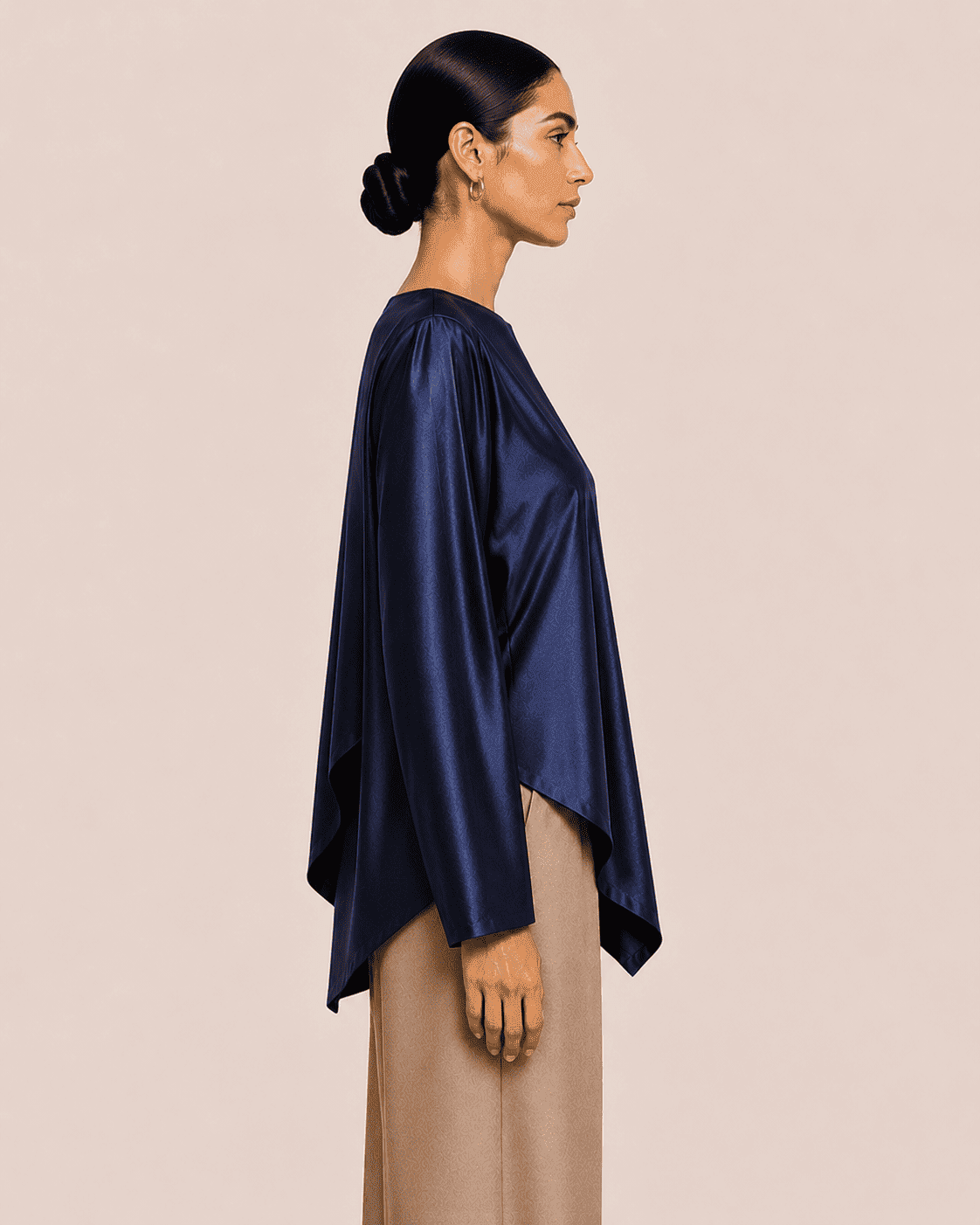 CASCADE PANEL TOP
